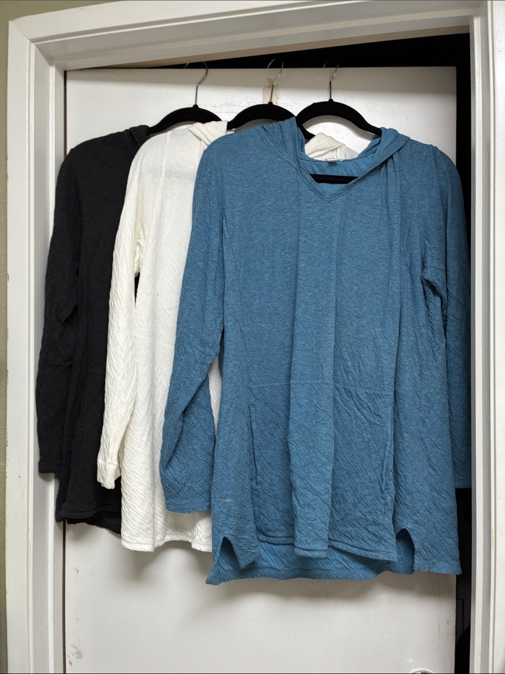 3 J.Jill PURE JILL Lightweight Hooded Long-Sleeve Tops
